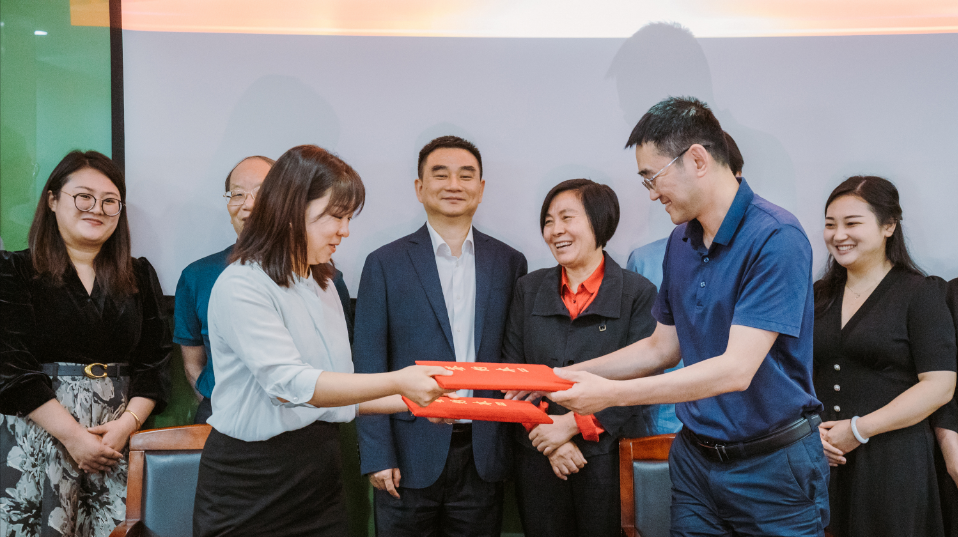 強強聯合丨為真生物海外BD戰略合作簽約
